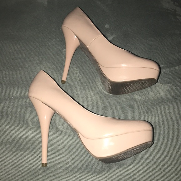 Mossimo Nude heel - Picture 2 of 3